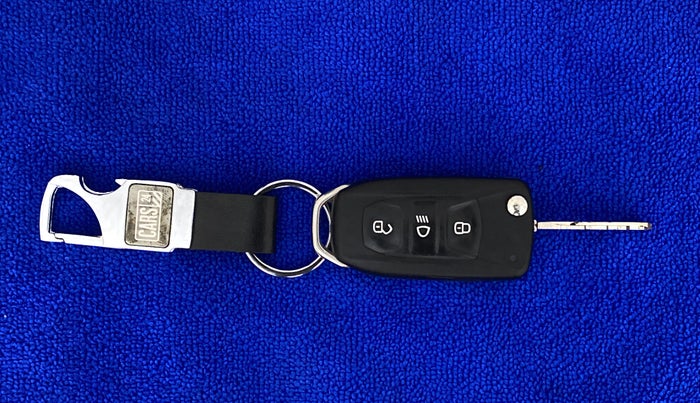 2018 Tata Hexa Varicor 400 XTA, Diesel, Automatic, 37,579 km, Key Close Up