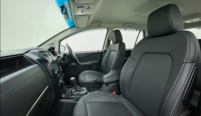 2018 Tata Hexa Varicor 400 XTA, Diesel, Automatic, 37,579 km, Right Side Front Door Cabin