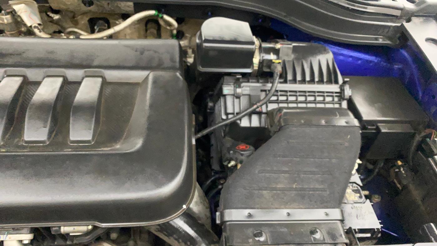2022 Mahindra XUV700 AX 5 D MT 7 STR, Diesel, Manual, 69,388 km, Engine View - Left