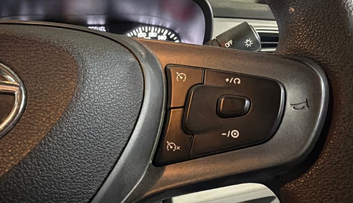 2023 Tata ALTROZ XTA, Petrol, Automatic, 28,205 km, Adaptive Cruise Control