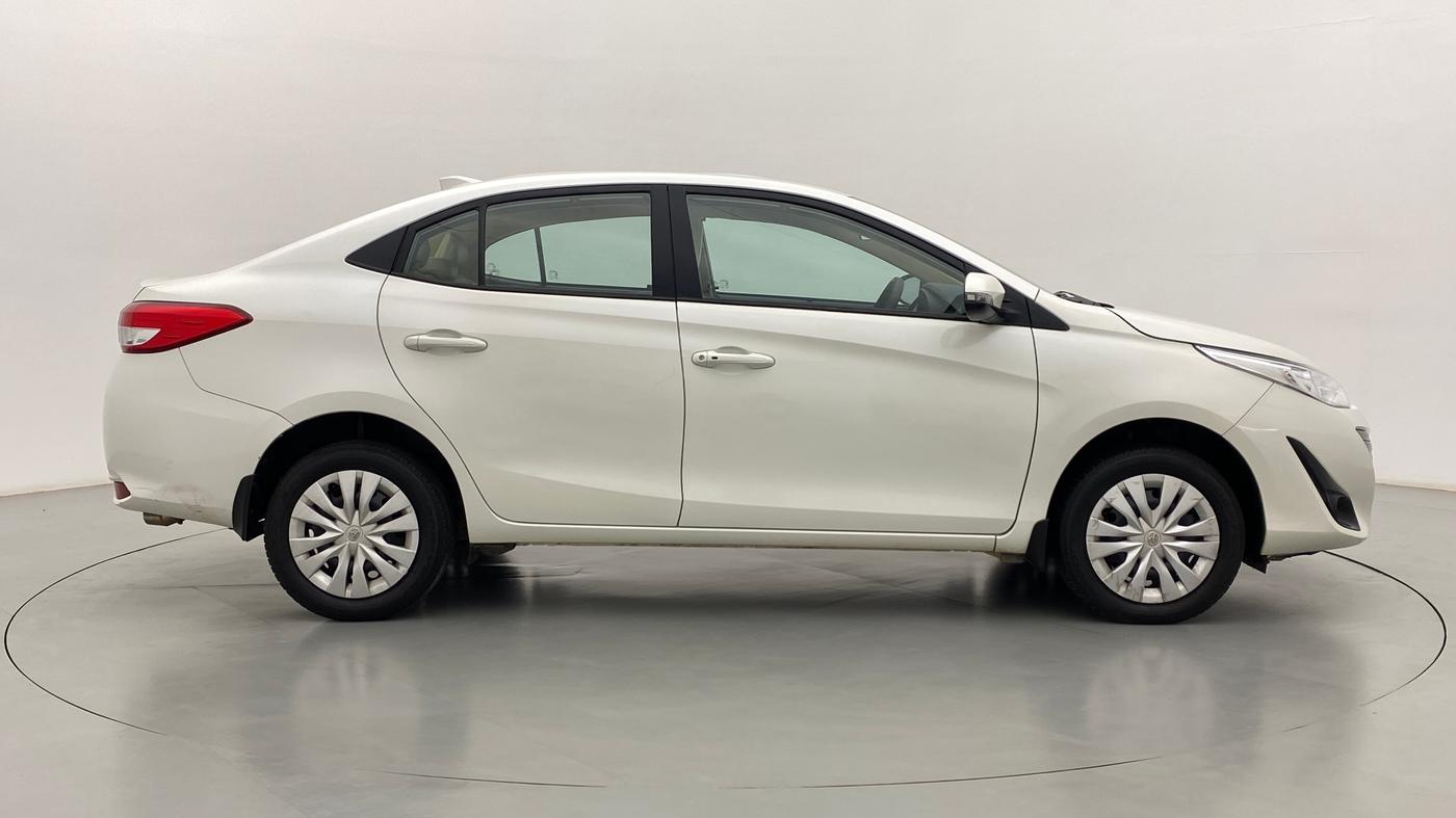 2018 Toyota YARIS G CVT, Petrol, Automatic, 33,686 km, Right Side View