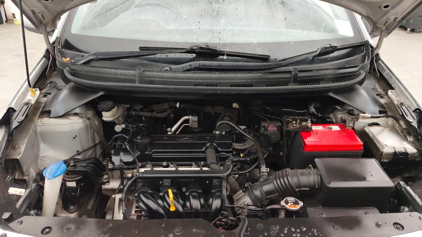 2016 Hyundai i20 Active 1.2 SX, Petrol, Manual, 46,519 km, Engine View