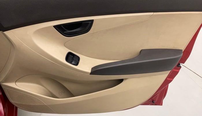 2017 Hyundai Eon MAGNA +, Petrol, Manual, 20,369 km, Driver Side Door Panels Control