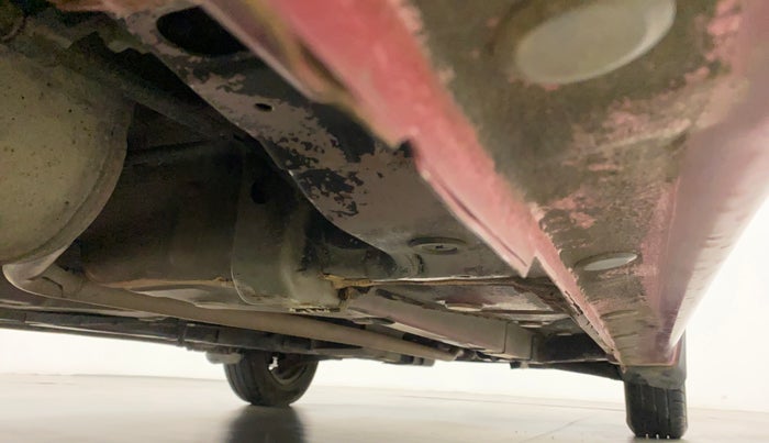 2017 Hyundai Eon MAGNA +, Petrol, Manual, 20,369 km, Right Side Underbody