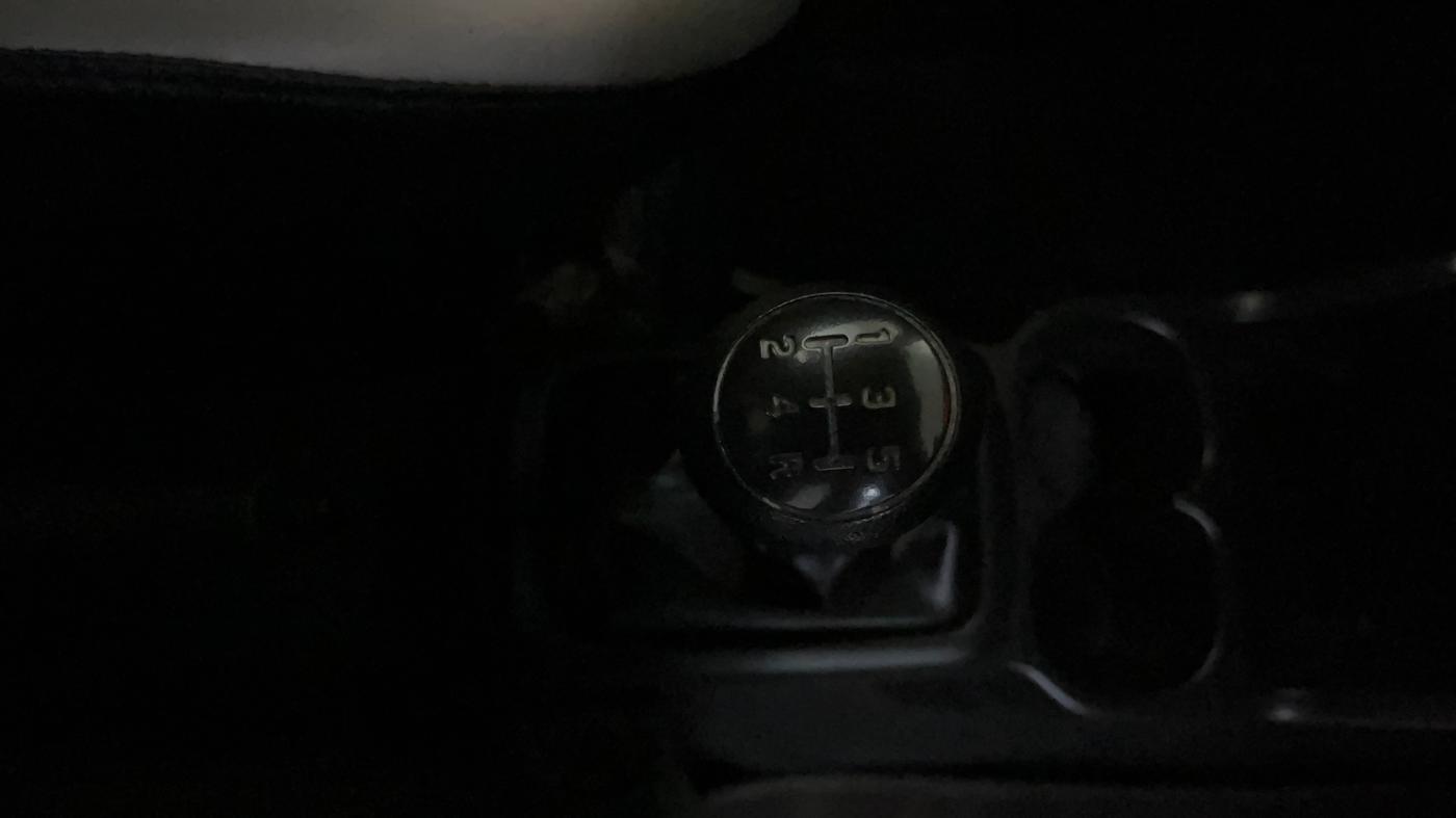 2020 Maruti S PRESSO VXI, Petrol, Manual, 31,905 km, Gear Lever