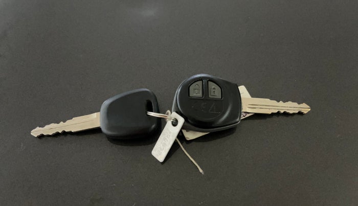 2020 Maruti S PRESSO VXI, Petrol, Manual, 31,905 km, Key Close Up