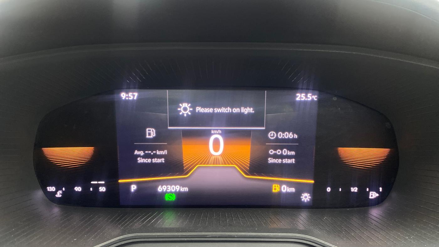 2022 Skoda KUSHAQ STYLE 1.5L TSI DSG, Petrol, Automatic, 69,308 km, Odometer Image