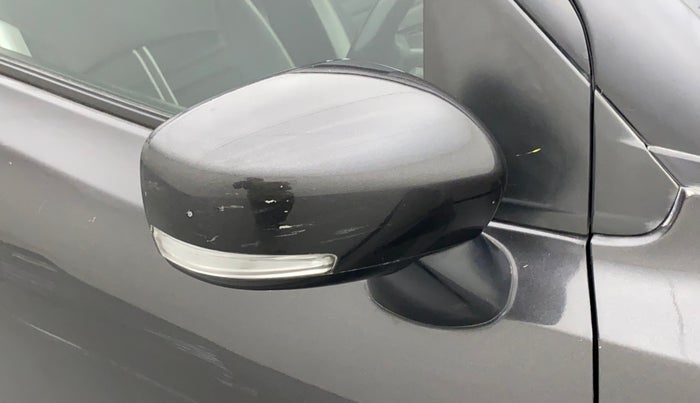 2016 Maruti Baleno DELTA CVT PETROL 1.2, CNG, Automatic, 1,13,205 km, Right rear-view mirror - Minor scratches