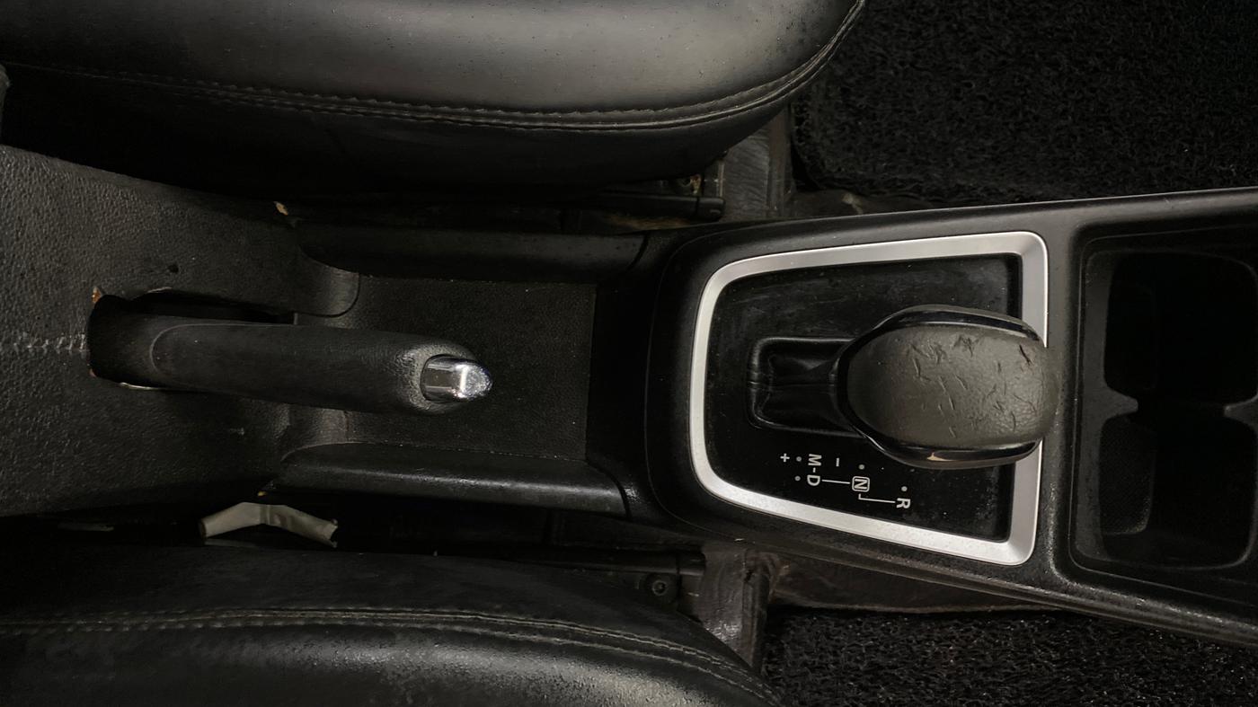 2020 Maruti Swift VXI AMT, Petrol, Automatic, 50,705 km, Gear Lever