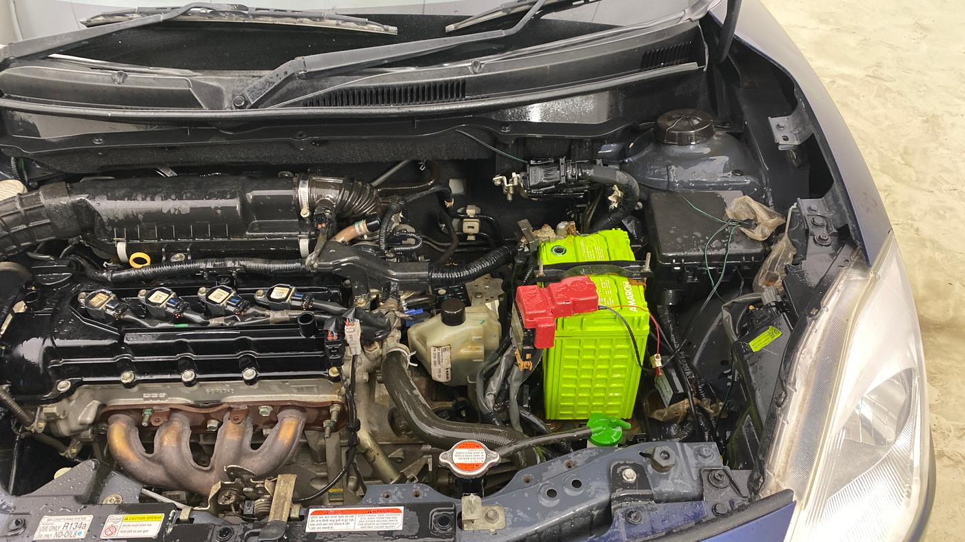 2020 Maruti Swift VXI AMT, Petrol, Automatic, 50,705 km, Engine View - Left