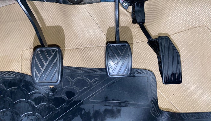 2017 Maruti Dzire ZXI PLUS, Petrol, Manual, 62,739 km, Pedals