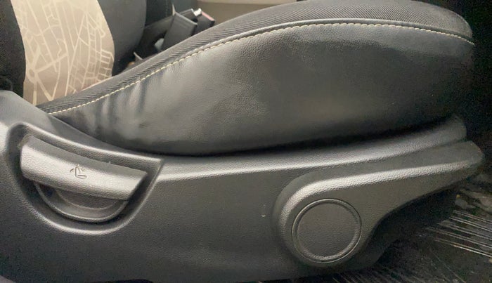 2014 Hyundai Grand i10 ASTA (O) 1.2 KAPPA VTVT, Petrol, Manual, 51,631 km, Driver Side Adjustment Panel