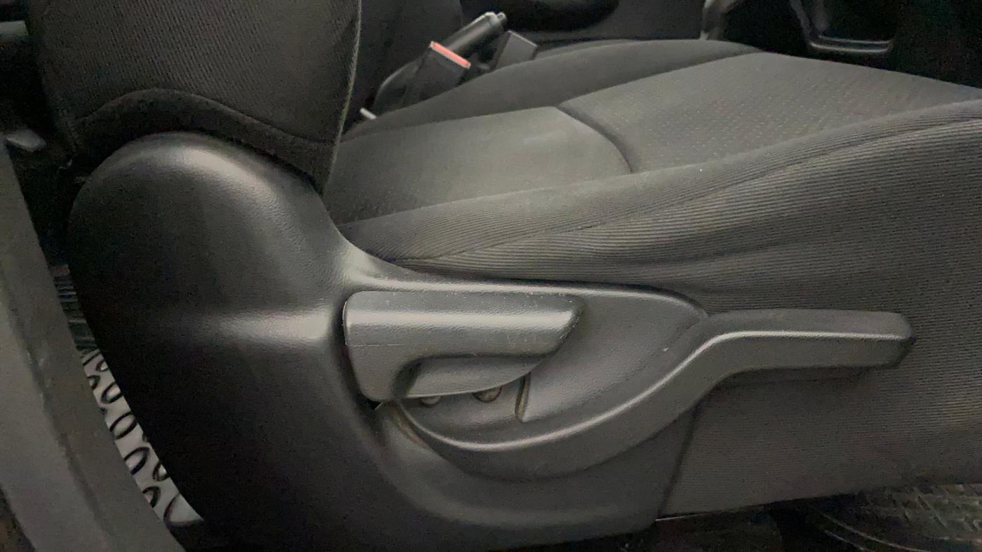 2018 Honda BR-V 1.5L I-VTEC V CVT, Petrol, Automatic, 63,785 km, Driver Side Adjustment Panel