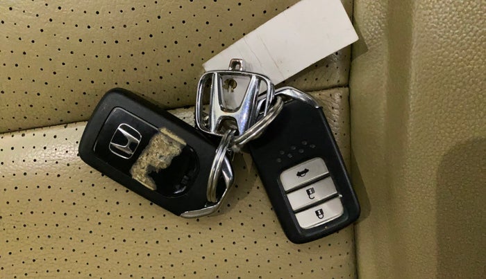 2019 Honda City 1.5L I-VTEC ZX CVT, Petrol, Automatic, 40,460 km, Key Close Up