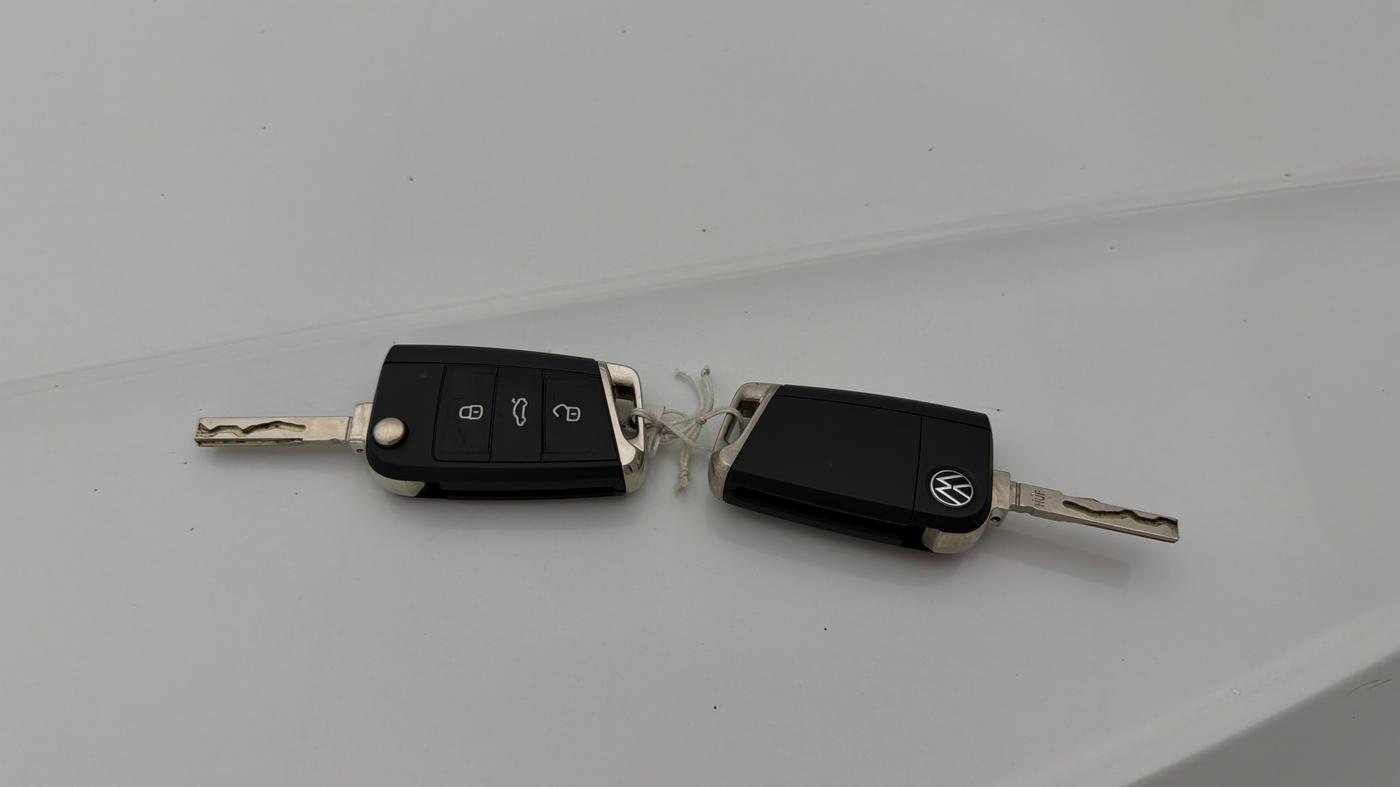 2021 Volkswagen T-ROC 1.5 TSI AT, Petrol, Automatic, 67,344 km, Key Close Up