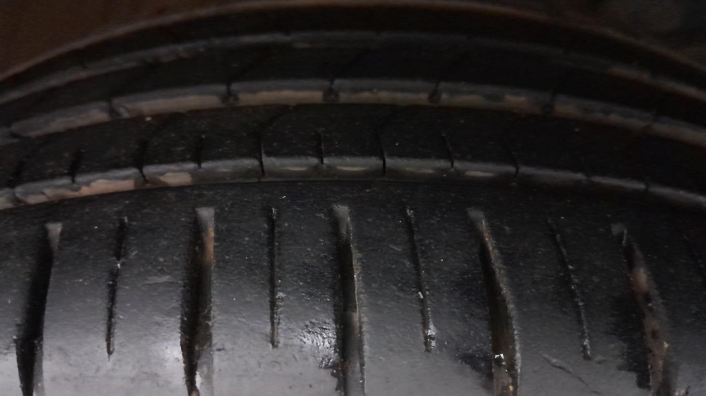 2022 Maruti Baleno ALPHA 1.2 AGS, Petrol, Automatic, 58,157 km, Right Front Tyre Tread