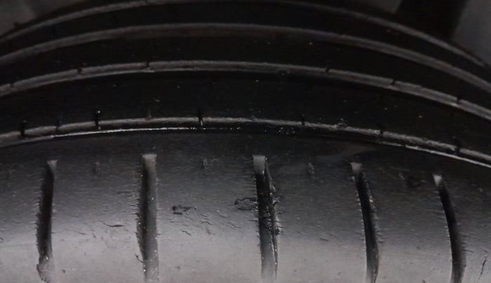 2022 Maruti Baleno ALPHA 1.2 AGS, Petrol, Automatic, 58,157 km, Left Rear Tyre Tread