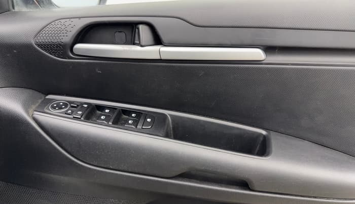 2021 KIA SONET HTK PLUS 1.0 DCT, Petrol, Automatic, 33,784 km, Driver Side Door Panels Control