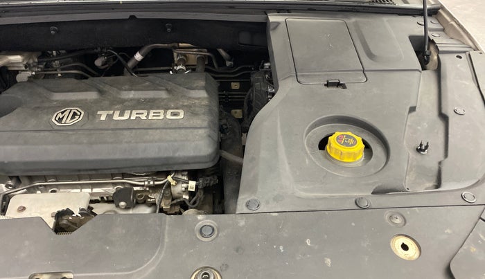 2022 MG HECTOR PLUS SHARP 1.5 PETROL TURBO HYBRID MT 6-STR, Petrol, Manual, 91,014 km, Engine View - Left