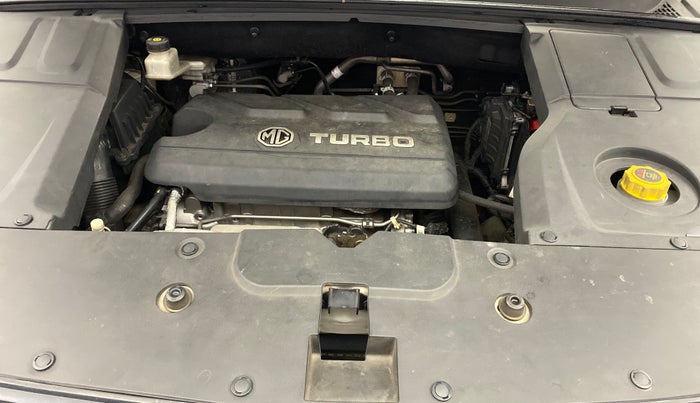 2022 MG HECTOR PLUS SHARP 1.5 PETROL TURBO HYBRID MT 6-STR, Petrol, Manual, 91,014 km, Engine View