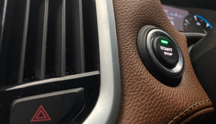 2022 MG HECTOR PLUS SHARP 1.5 PETROL TURBO HYBRID MT 6-STR, Petrol, Manual, 91,014 km, Keyless Start/ Stop Button