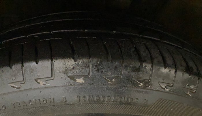 2022 Maruti Celerio VXI, Petrol, Manual, 28,036 km, Left Front Tyre Tread