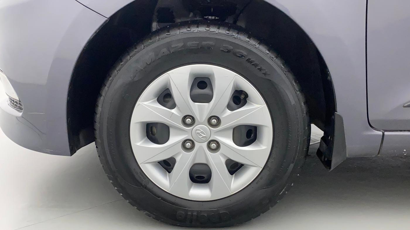2017 Hyundai Elite i20 SPORTZ 1.2, CNG, Manual, 32,895 km, Left Front Wheel