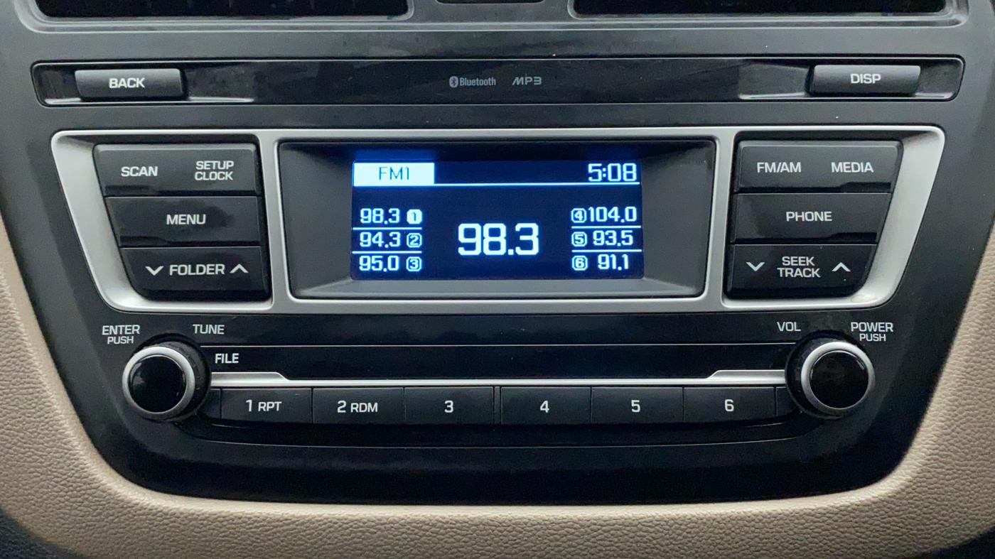 2017 Hyundai Elite i20 SPORTZ 1.2, CNG, Manual, 32,895 km, Infotainment System
