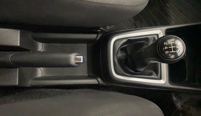 2023 Maruti Swift VXI CNG, CNG, Manual, 14,107 km, Gear Lever