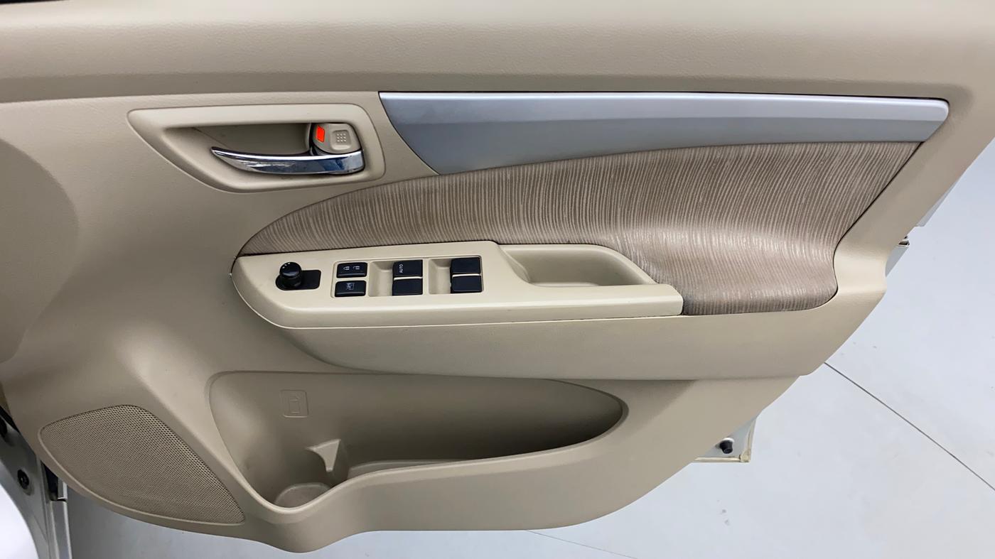 2012 Maruti Ertiga VDI, Diesel, Manual, 1,45,448 km, Driver Side Door Panels Control