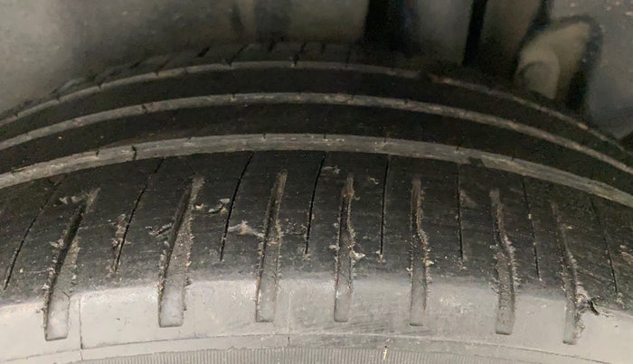 2012 Maruti Ertiga VDI, Diesel, Manual, 1,45,448 km, Left Rear Tyre Tread