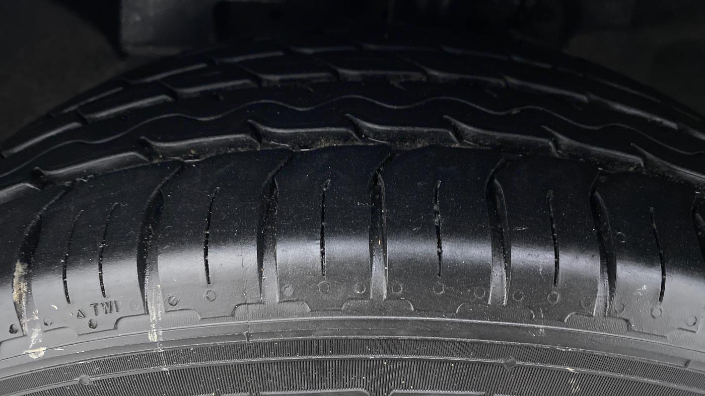 2020 Ford Ecosport 1.5TITANIUM TDCI, Diesel, Manual, 73,659 km, Left Front Tyre Tread