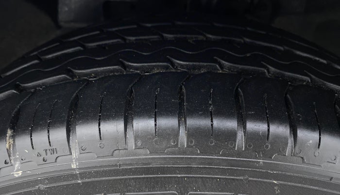 2020 Ford Ecosport 1.5TITANIUM TDCI, Diesel, Manual, 73,659 km, Left Front Tyre Tread