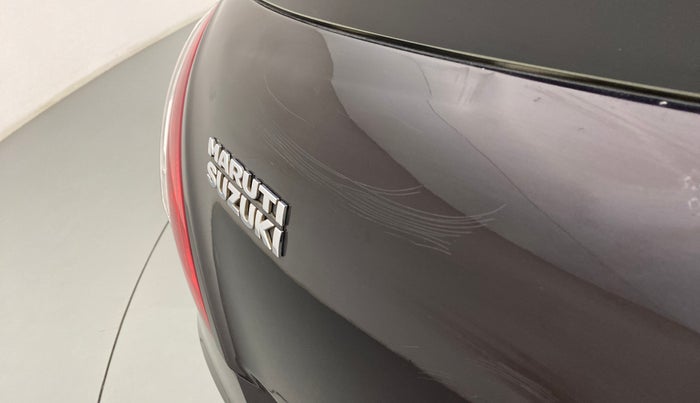 2017 Maruti Swift VDI, Diesel, Manual, 68,969 km, Dicky (Boot door) - Minor scratches