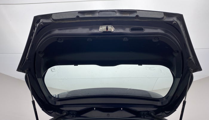 2017 Maruti Swift VDI, Diesel, Manual, 68,969 km, Boot Door Open