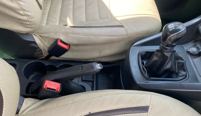 2016 Ford New Figo TREND 1.5L DIESEL, Diesel, Manual, 67,648 km, Gear Lever