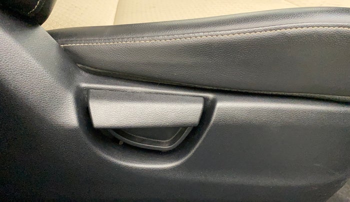 2018 Hyundai NEW SANTRO ASTA MT, Petrol, Manual, 36,797 km, Driver Side Adjustment Panel