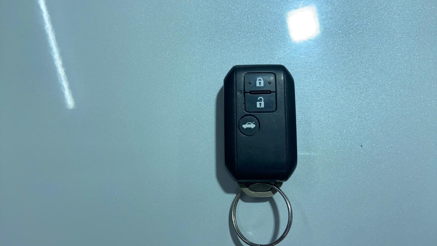 2024 Maruti Dzire ZXI CNG, CNG, Manual, 56,564 km, Key Close Up