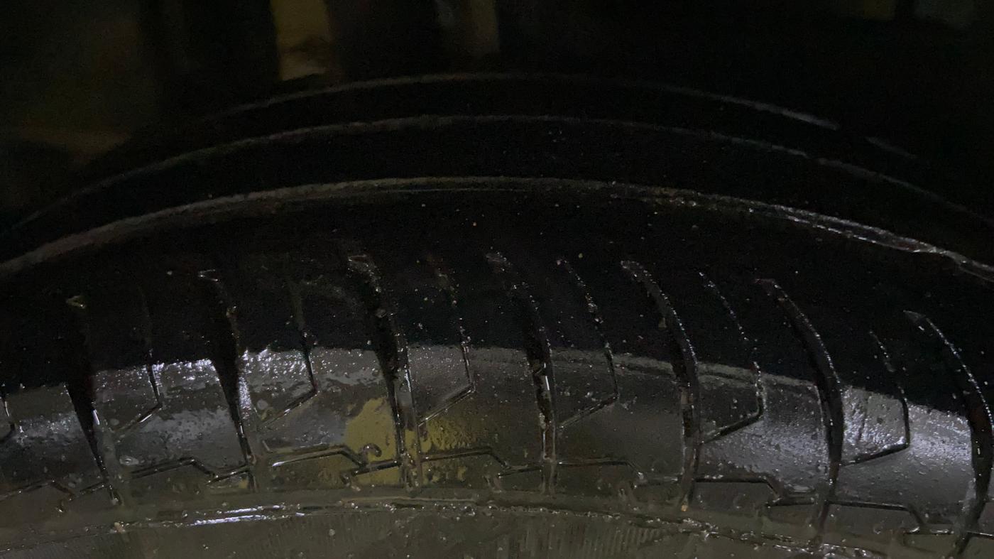 2024 Maruti Dzire ZXI CNG, CNG, Manual, 56,564 km, Right Rear Tyre Tread