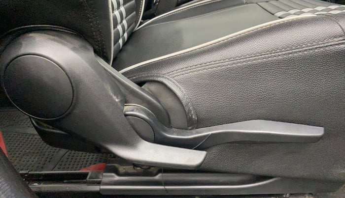 2021 Maruti Swift VXI, Petrol, Manual, 22,063 km, Driver Side Adjustment Panel