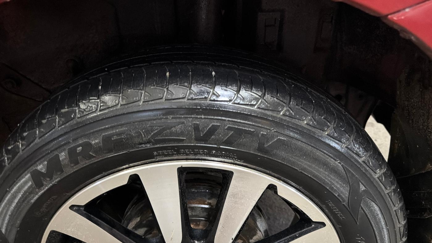 2018 Toyota Etios Liva V, Petrol, Manual, 77,543 km, Left Rear Tyre Tread