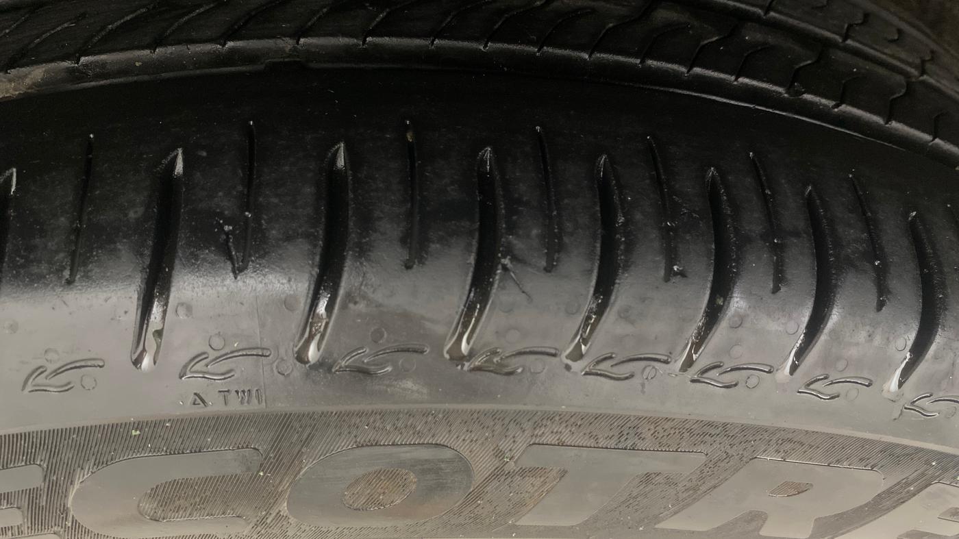 2023 Tata ALTROZ XZ PETROL, Petrol, Manual, 10,186 km, Right Rear Tyre Tread