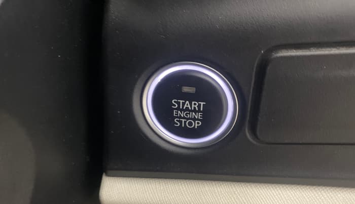 2023 Tata ALTROZ XZ PETROL, Petrol, Manual, 10,186 km, Keyless Start/ Stop Button