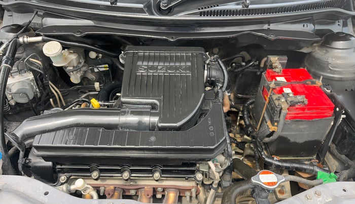 2017 Maruti Swift VXI O, Petrol, Manual, 66,153 km, Engine View