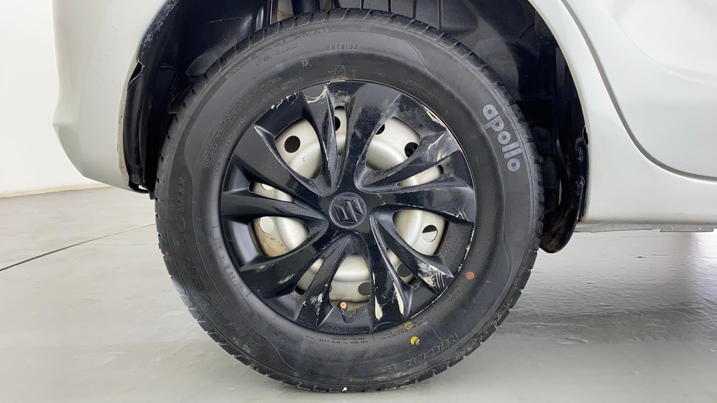 2019 Maruti Swift LXI, Petrol, Manual, 21,693 km, Right Rear Wheel