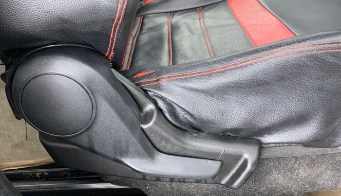 2019 Maruti Swift LXI, Petrol, Manual, 21,693 km, Driver Side Adjustment Panel