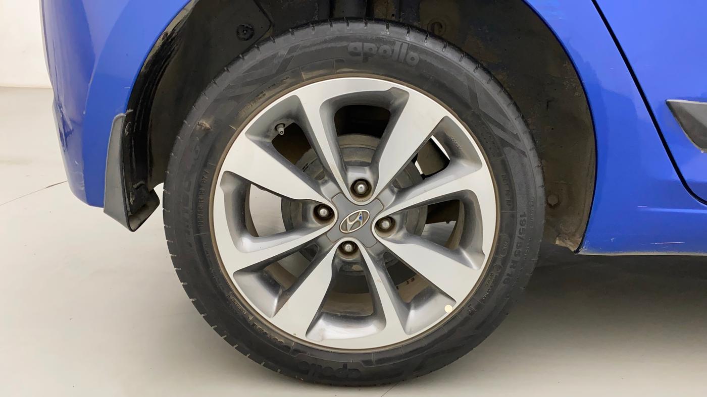 2015 Hyundai Elite i20 ASTA 1.2, Petrol, Manual, 60,882 km, Right Rear Wheel