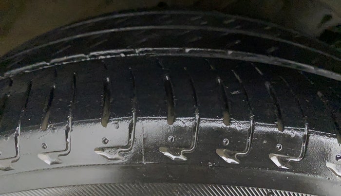 2018 Honda City ZX CVT, Petrol, Automatic, 34,462 km, Right Rear Tyre Tread