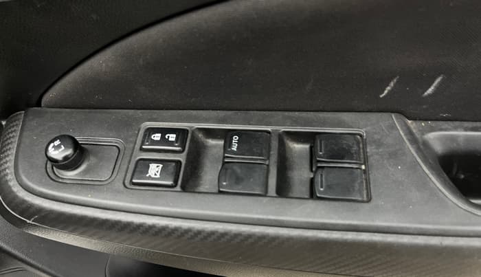 2020 Maruti Swift VXI AMT, Petrol, Automatic, 24,969 km, Driver Side Door Panels Control
