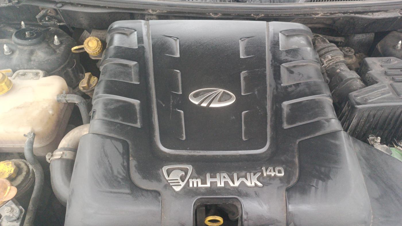 2015 Mahindra XUV500 W10, Diesel, Manual, 69,066 km, Engine View